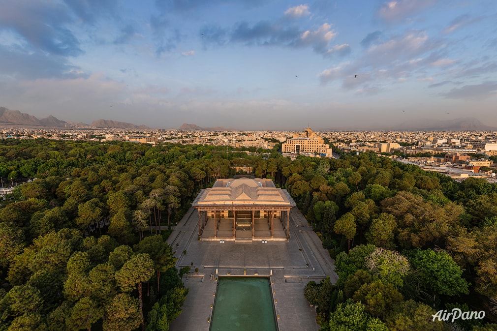 Palace of the Forty Columns