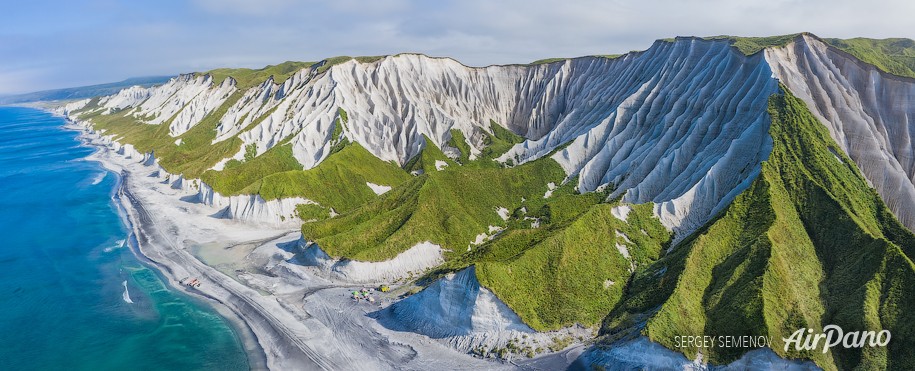 White cliffs of Iturup