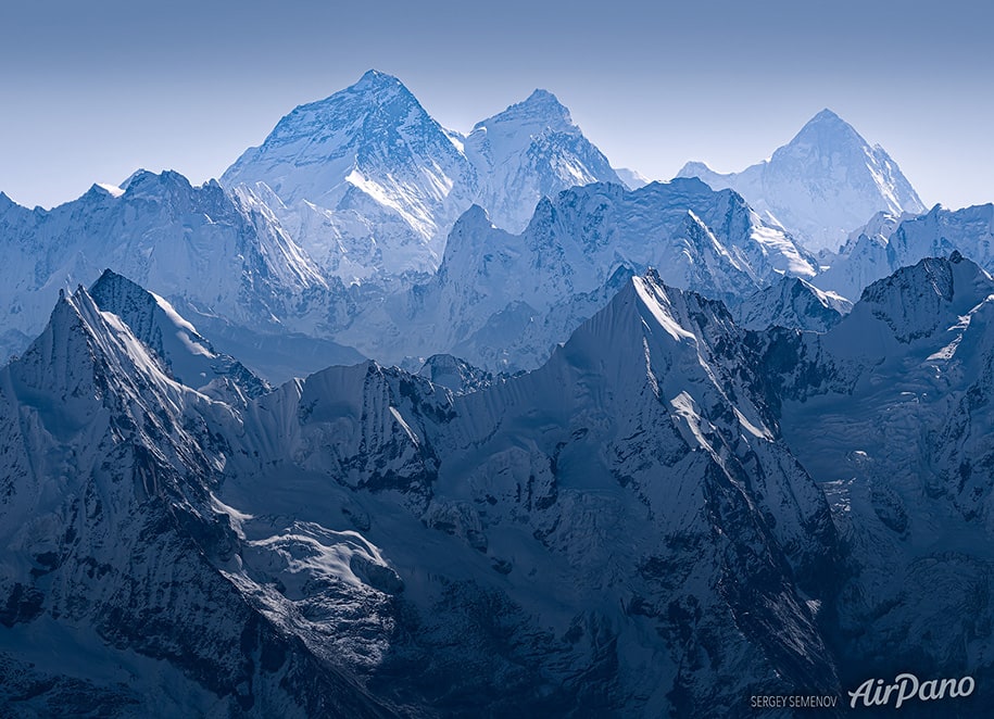 Everest view from Langtang