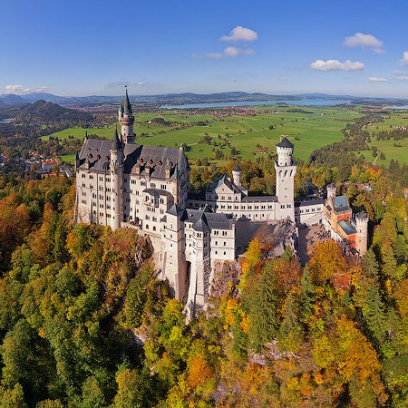 Virtual Tour over Neuschwanstein Castle, Germany
